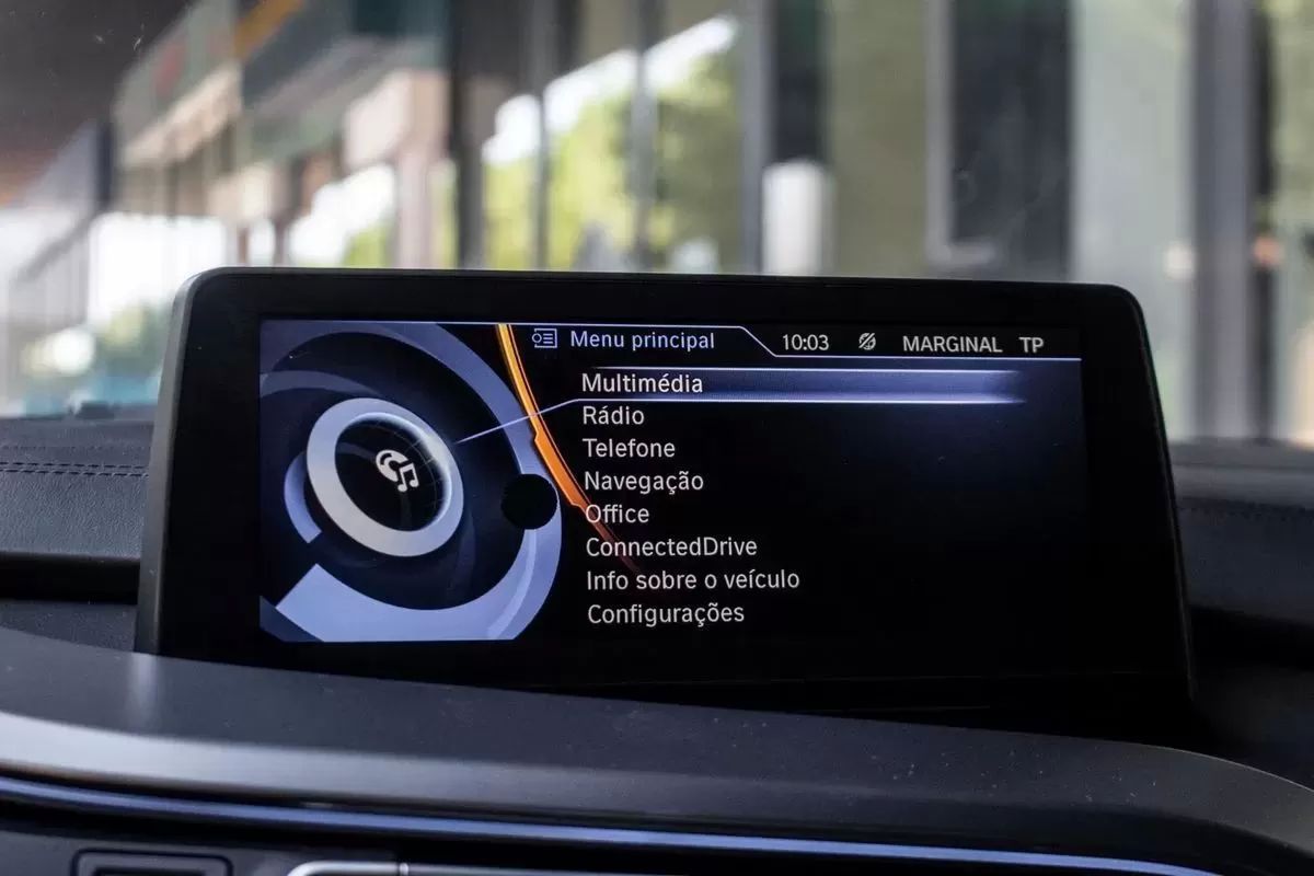 bmw-i8-2016-hibrido-1499cc