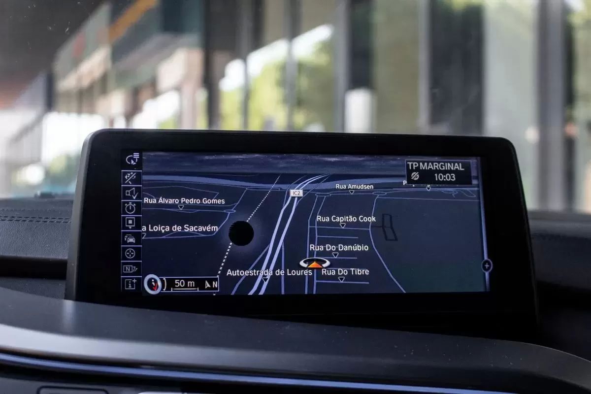 bmw-i8-2016-hibrido-1499cc