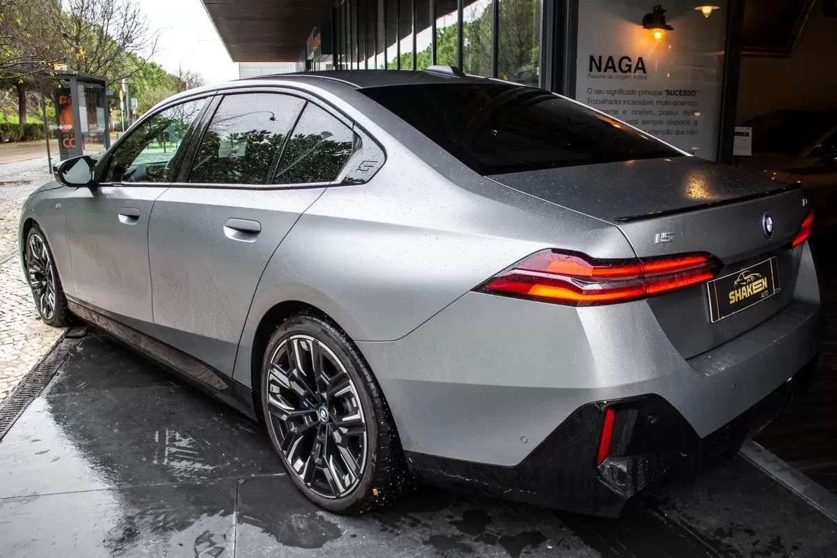 bmw-serie-i-2023-eletrico-0cc