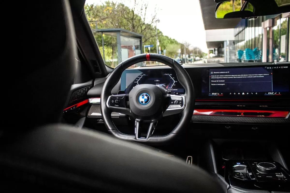 bmw-serie-i-2023-eletrico-0cc