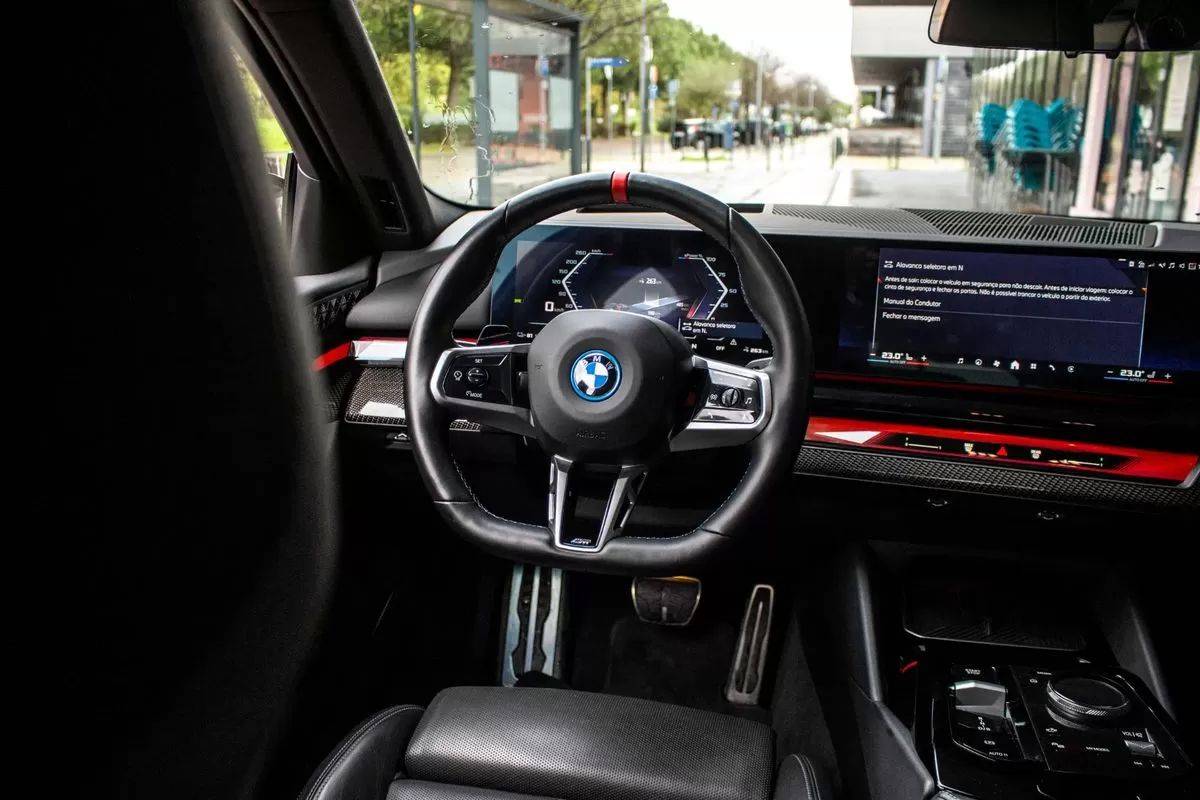 bmw-serie-i-2023-eletrico-0cc