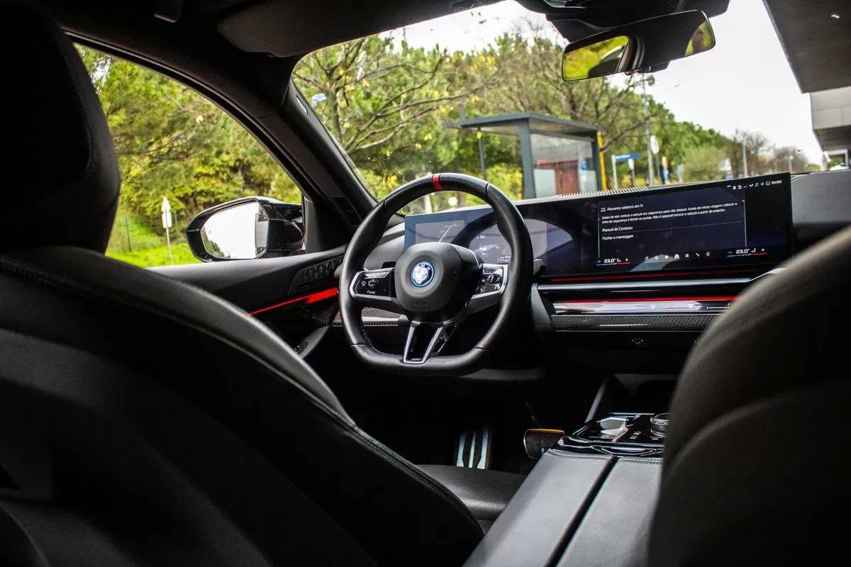 bmw-serie-i-2023-eletrico-0cc