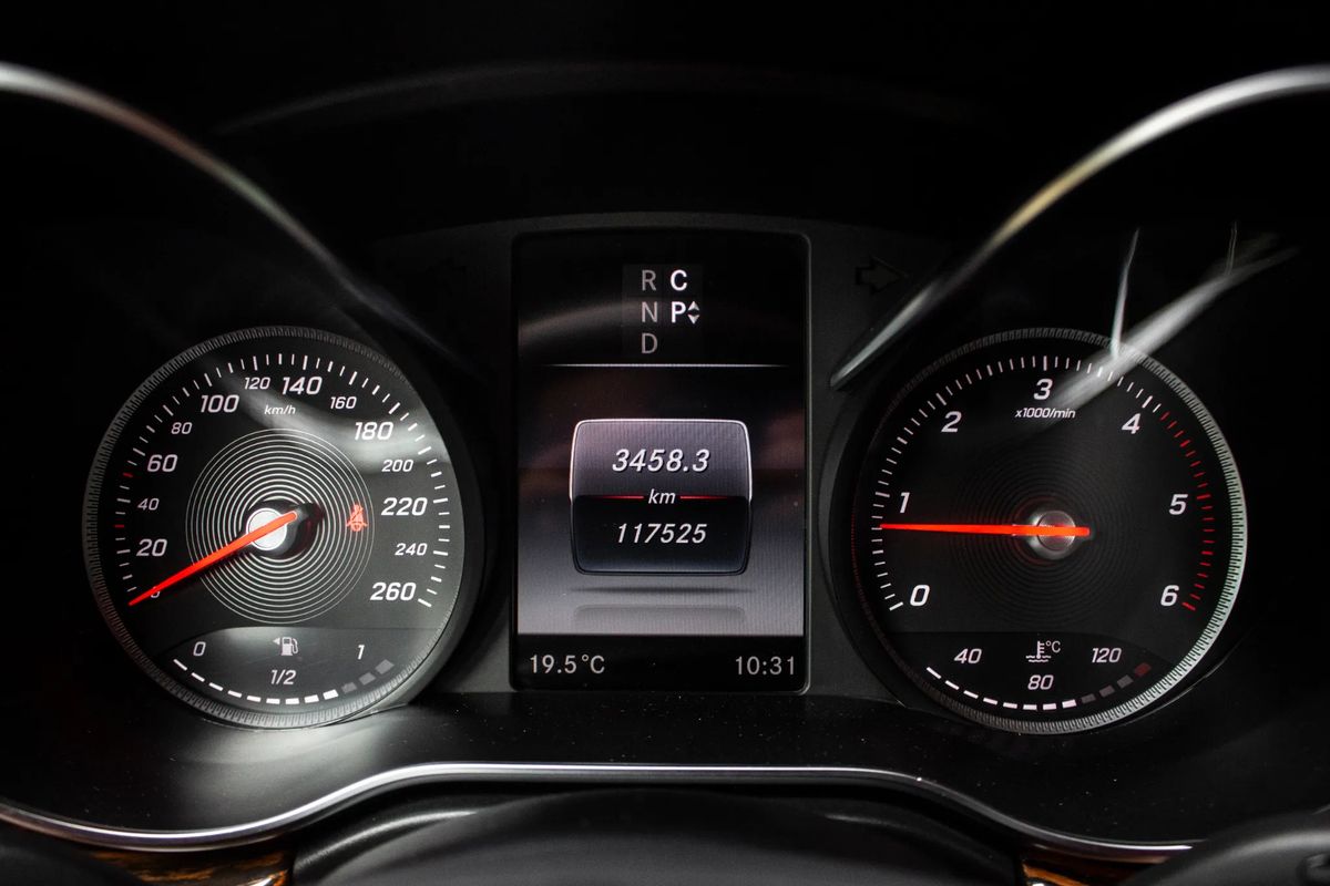 mercedes-benz-classe-v-2018-diesel-2143cc