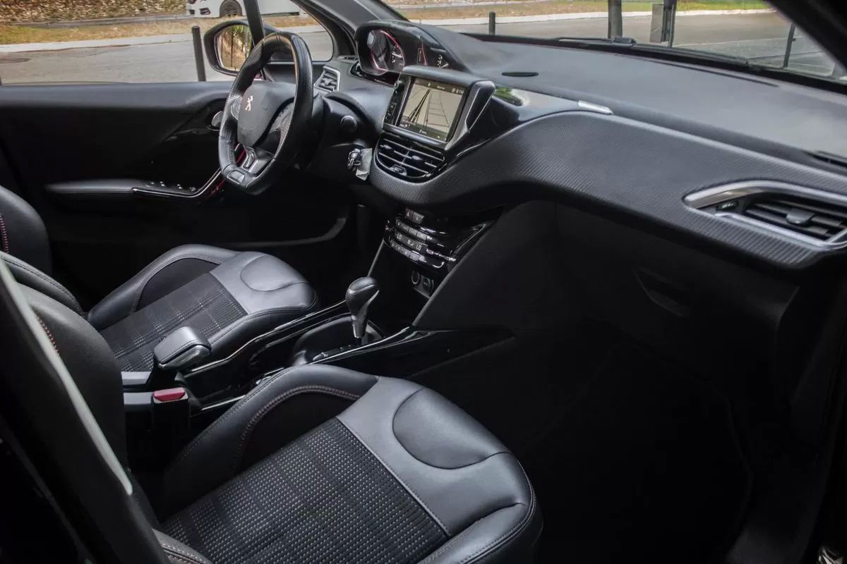 peugeot-2008-2019-gasolina-1199cc