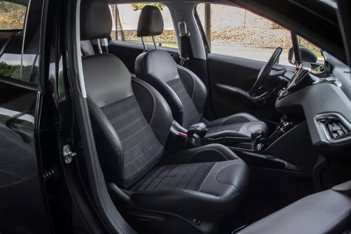 peugeot-2008-2019-gasolina-1199cc