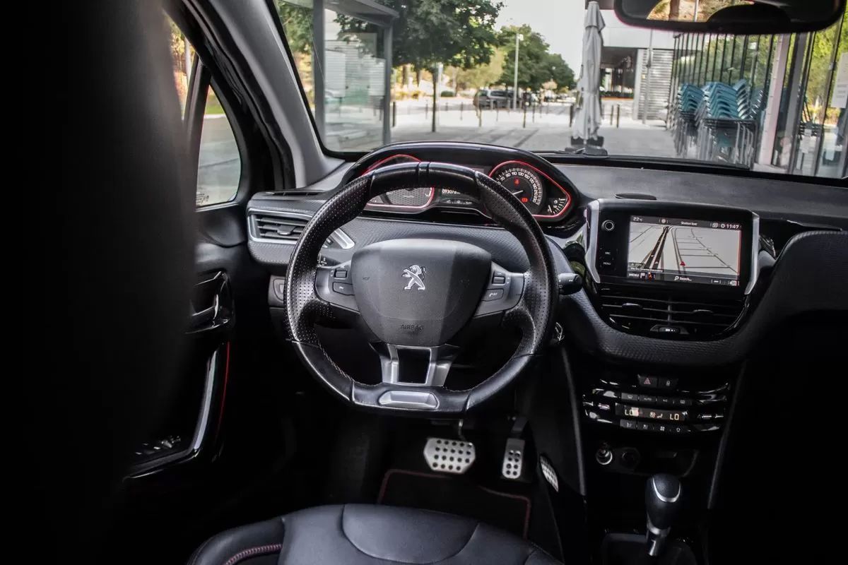 peugeot-2008-2019-gasolina-1199cc