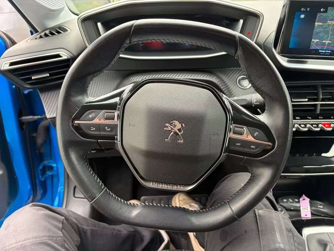 peugeot-208-2021-gasolina-1199cc