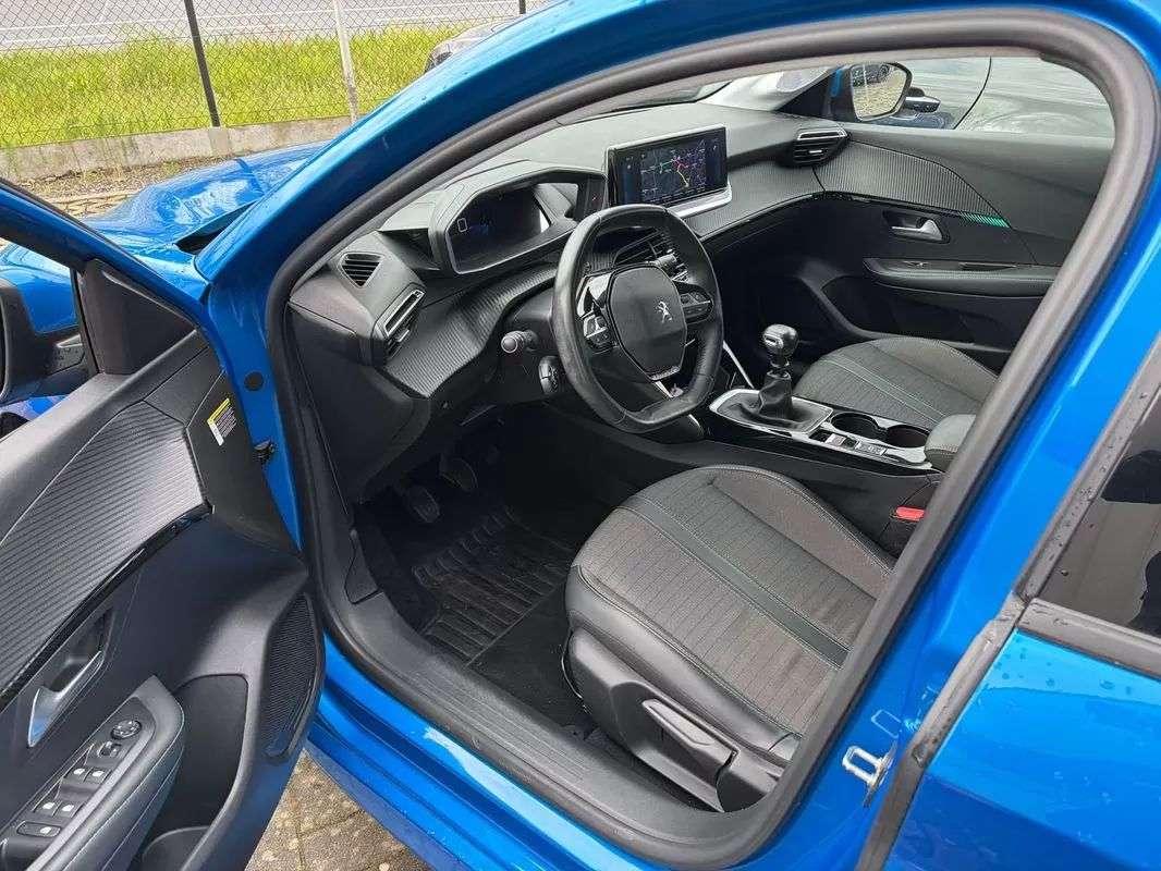 peugeot-208-2021-gasolina-1199cc