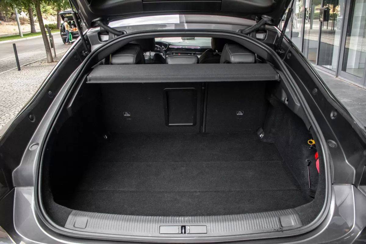 peugeot-508-2022-diesel-1499cc