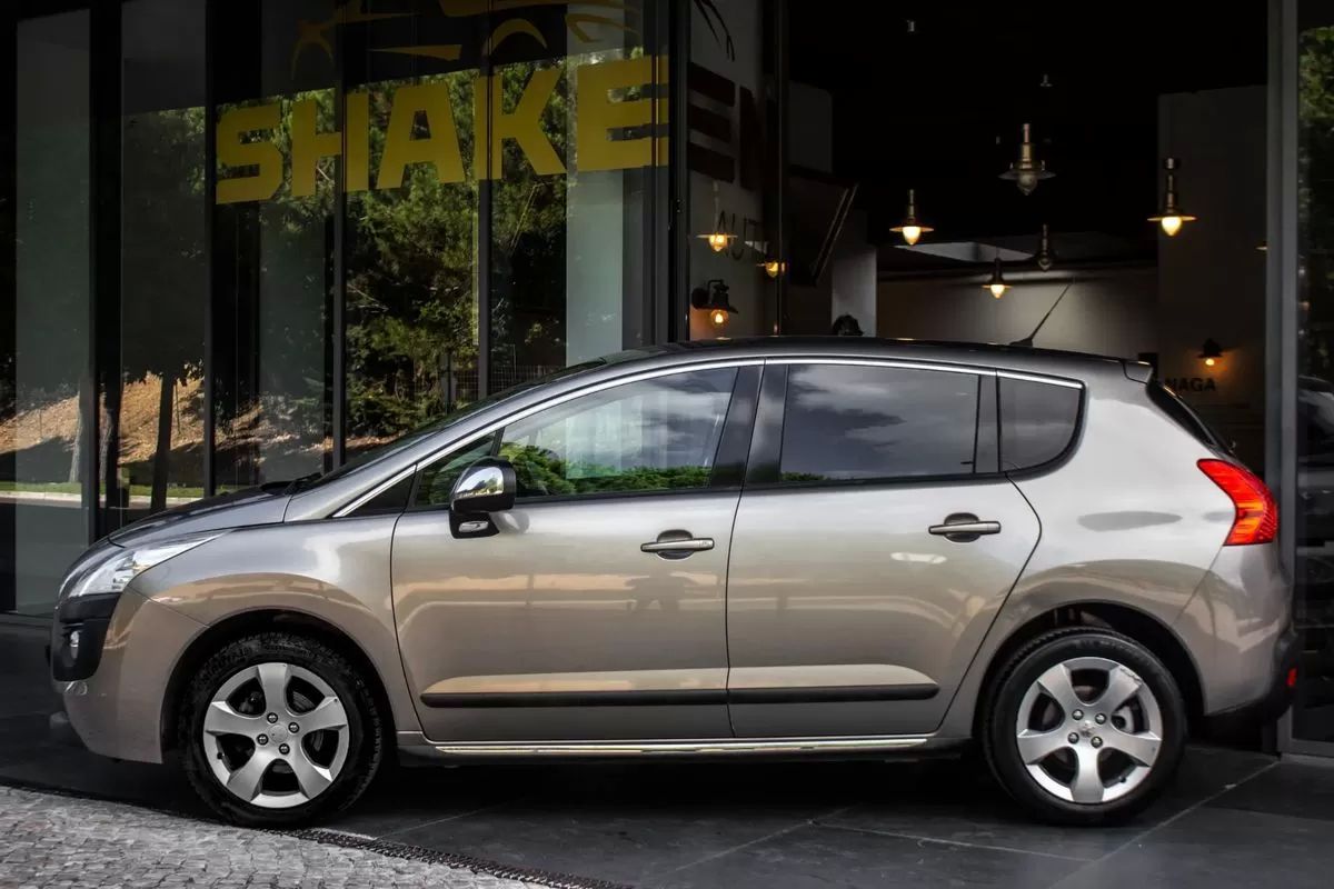 peugeot-3008-2013-diesel-1560cc