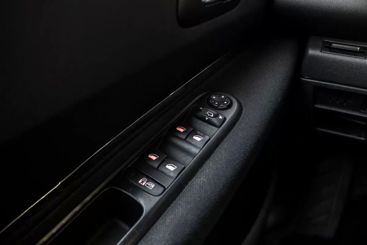 peugeot-3008-2013-diesel-1560cc