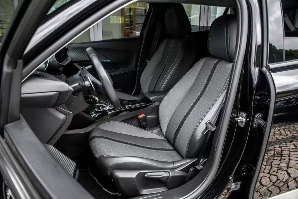 peugeot-2008-2021-gasolina-1199cc