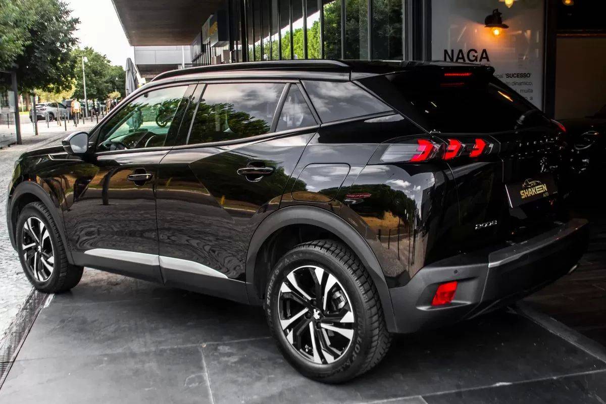 peugeot-2008-2021-diesel-1499cc