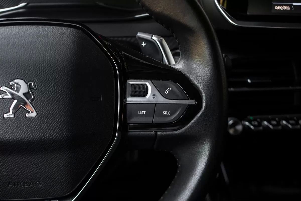 peugeot-2008-2021-diesel-1499cc