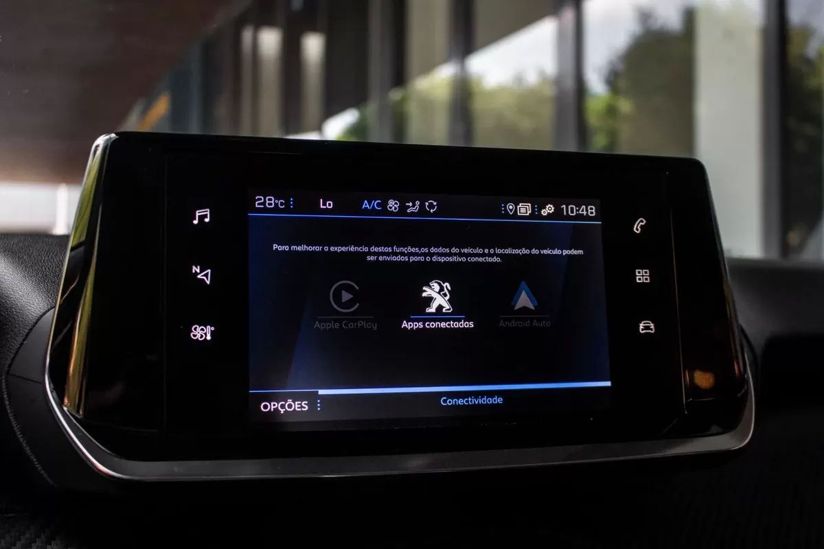peugeot-2008-2021-diesel-1499cc