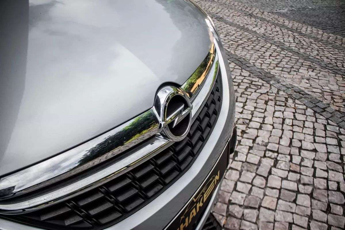 opel-zafira-2015-diesel-1598cc