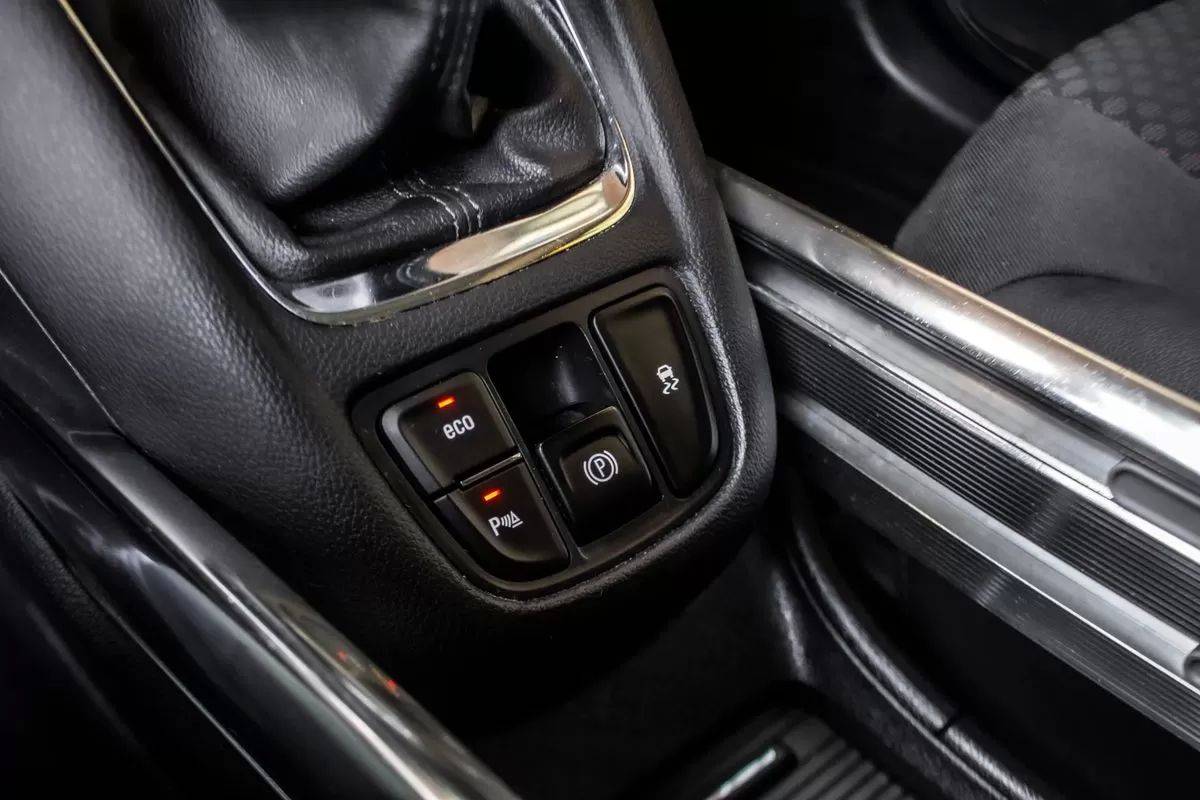 opel-zafira-2015-diesel-1598cc