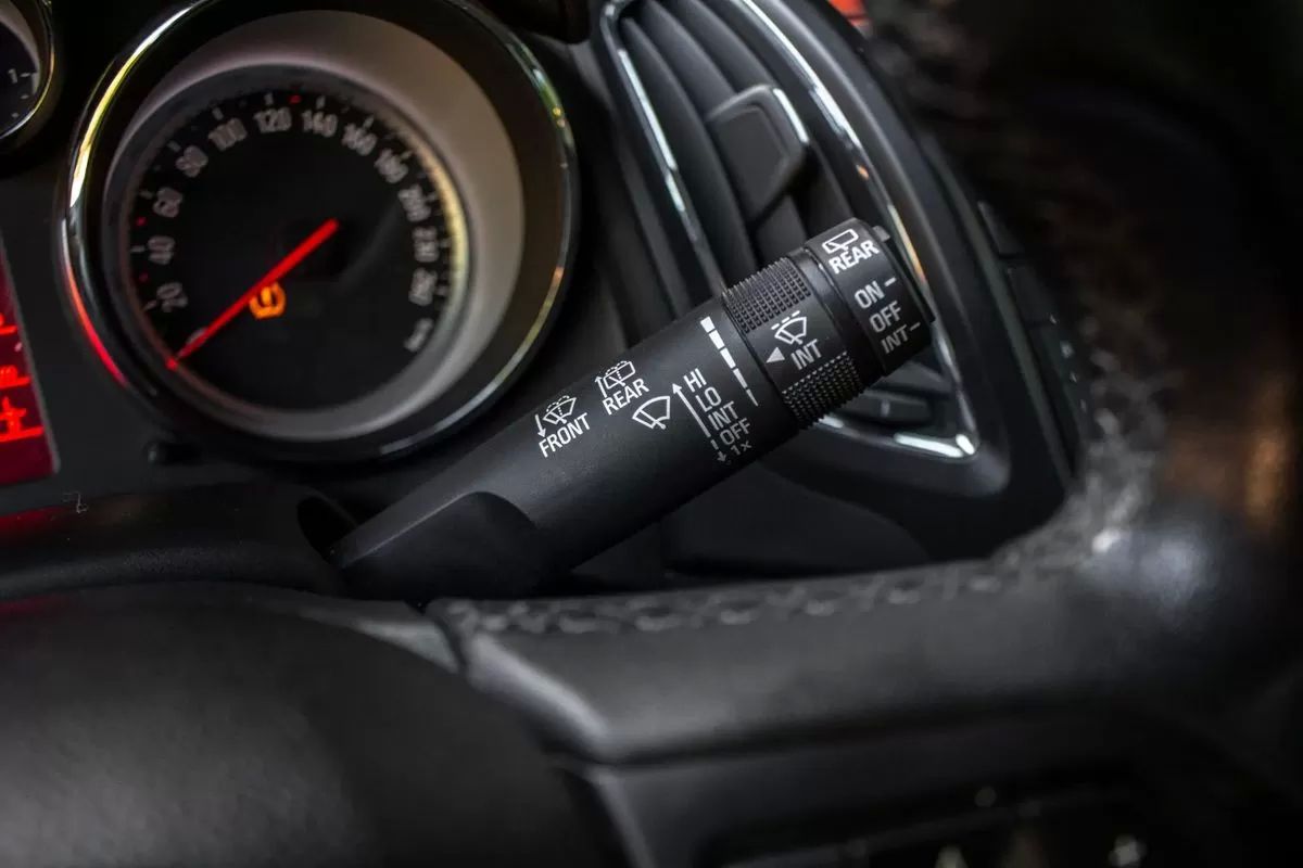 opel-zafira-2015-diesel-1598cc