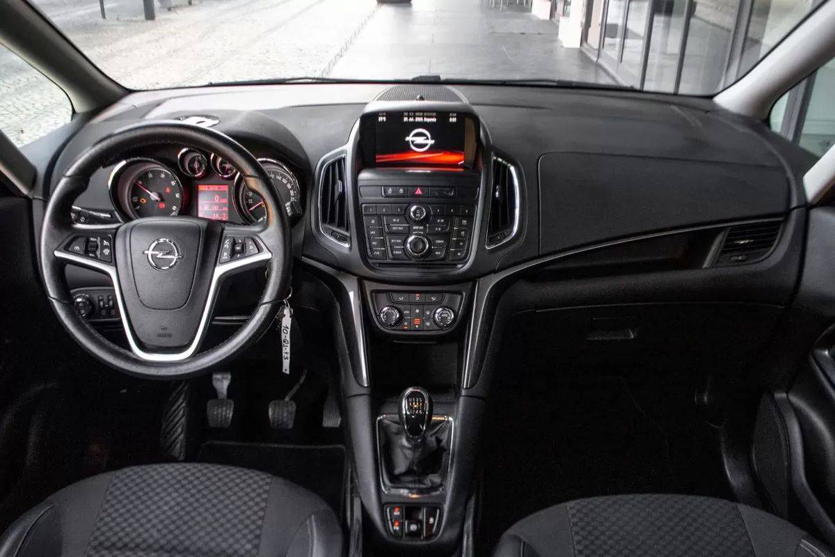opel-zafira-2015-diesel-1598cc