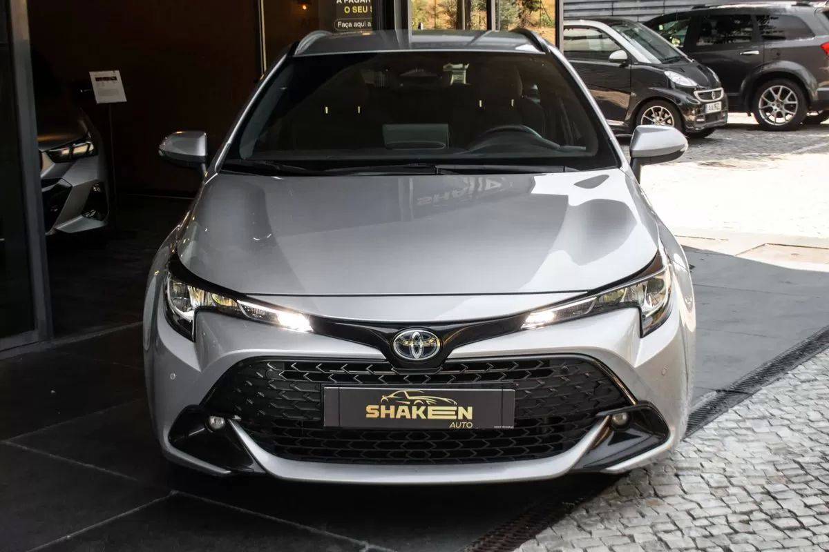 toyota-corolla-2023-hibrido-a-gasolina-1798cc
