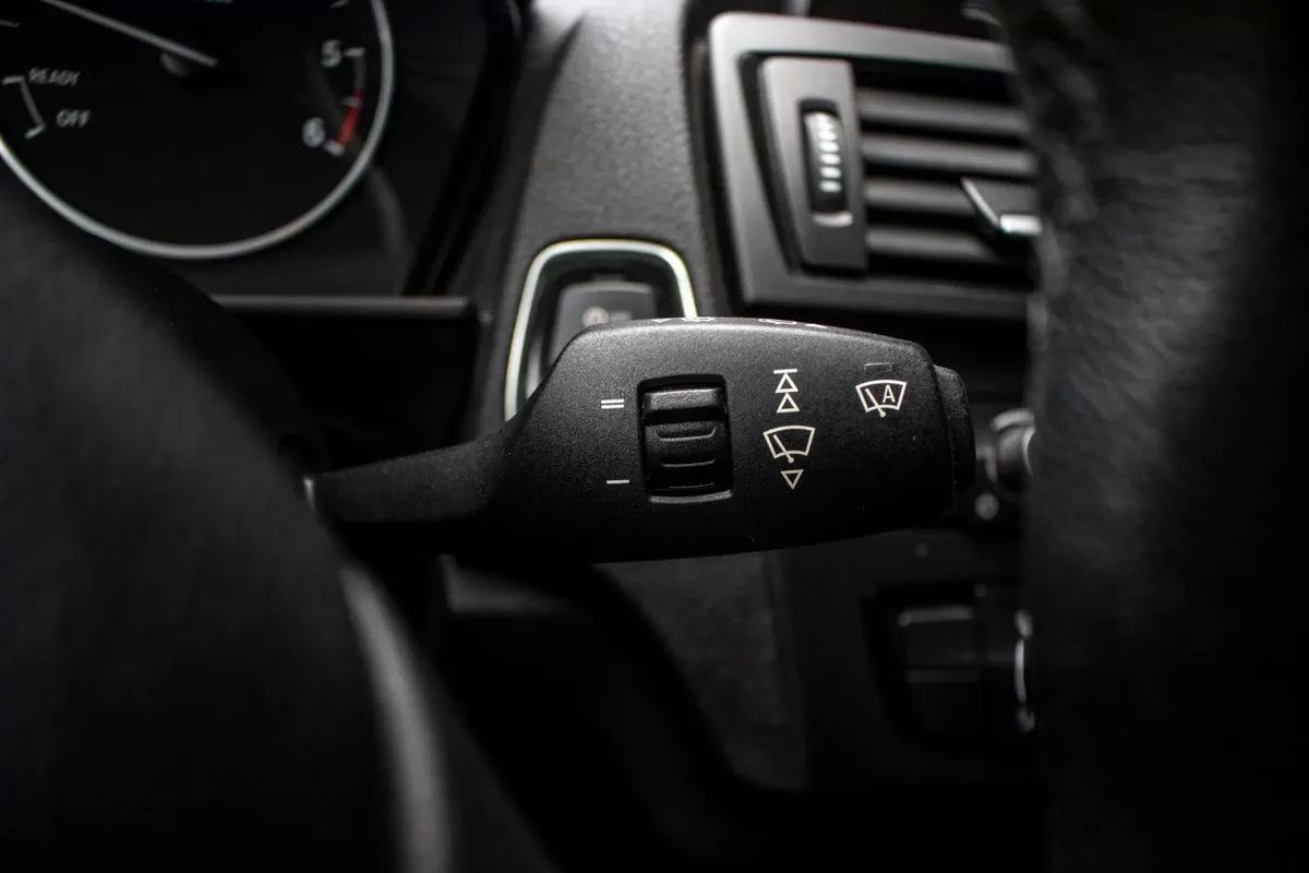 bmw-serie-1-2015-diesel-1598cc