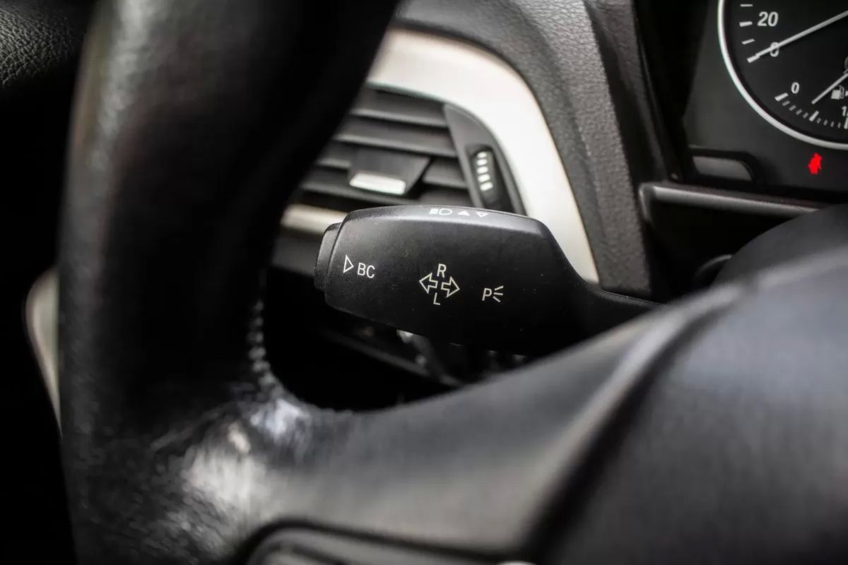 bmw-serie-1-2015-diesel-1598cc