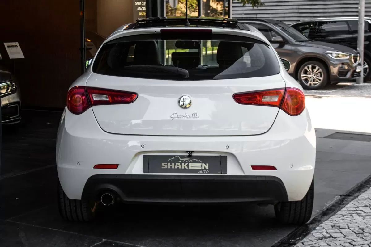 alfa-romeo-giulietta-2010-diesel-1598cc
