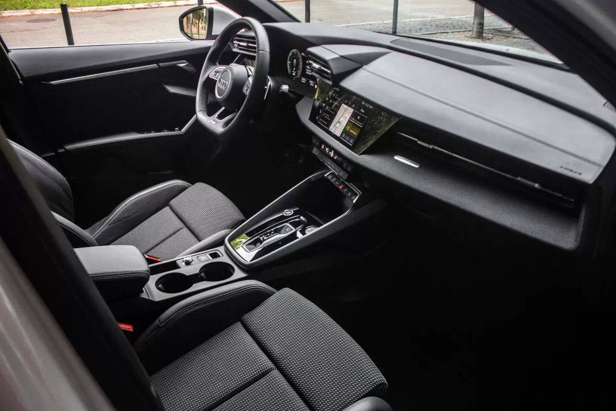 audi-a3-sportback-2025-hibrido-1498cc