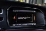 volvo-v40-cross-country-2015-diesel-1560cc