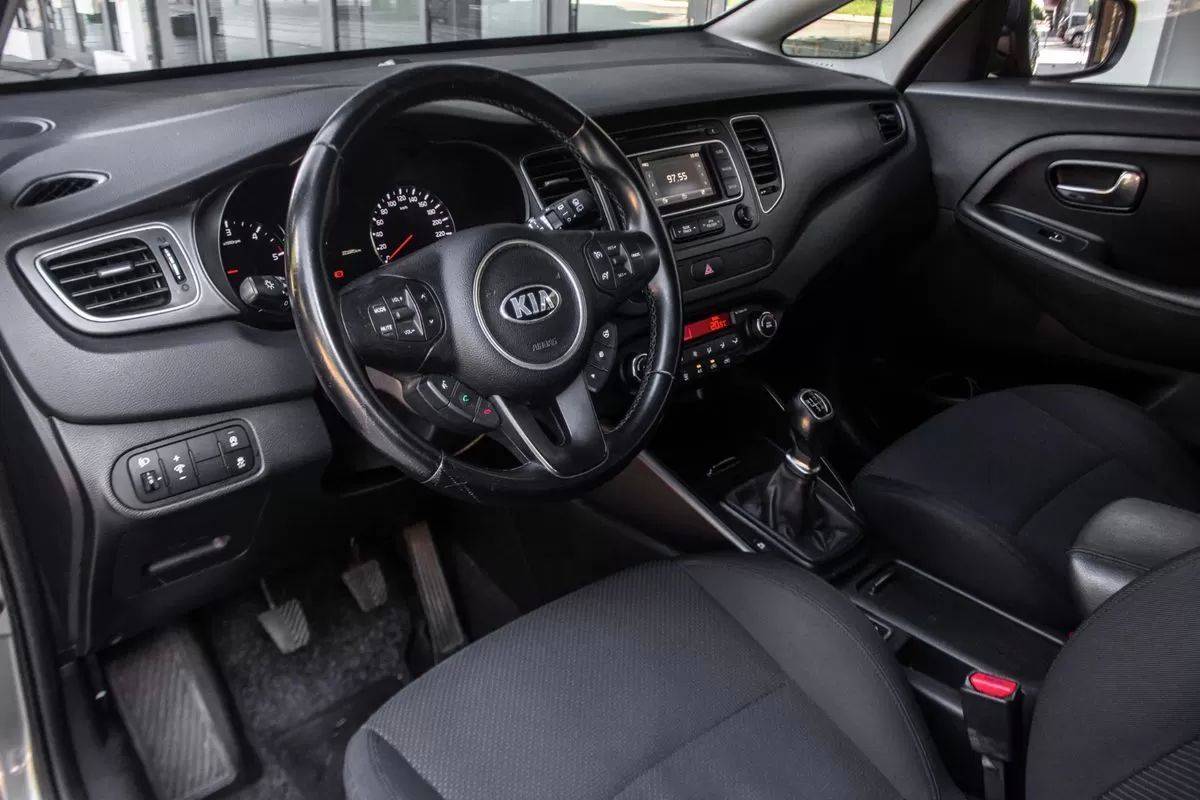 kia-carens-2015-diesel-1685cc