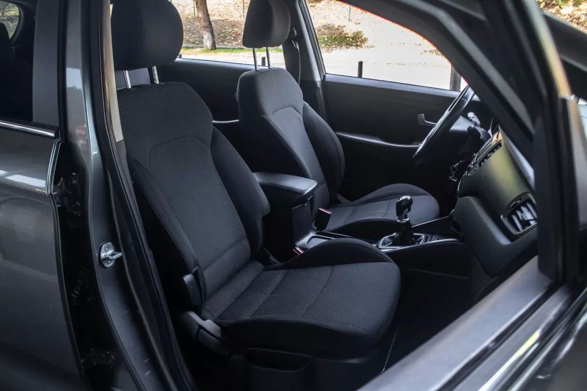kia-carens-2015-diesel-1685cc