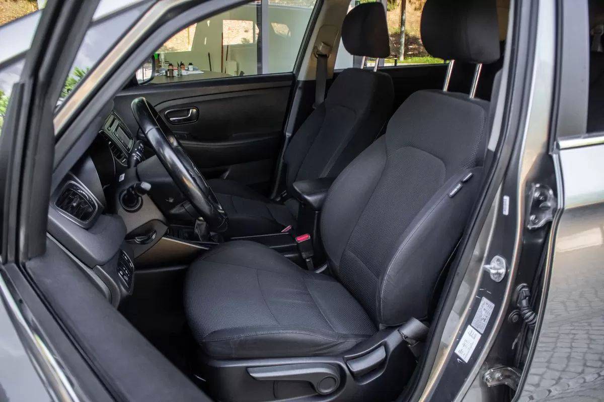 kia-carens-2015-diesel-1685cc