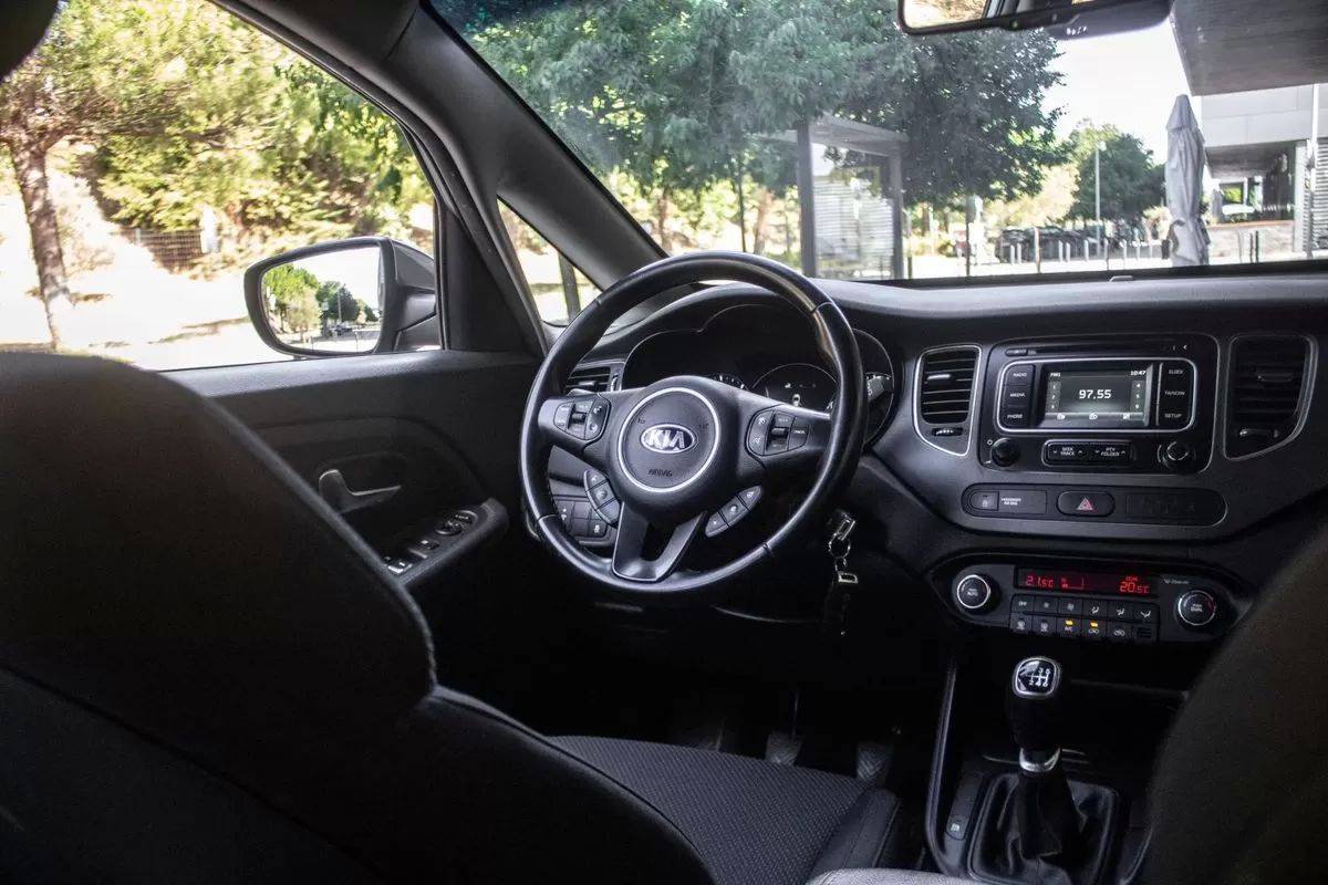 kia-carens-2015-diesel-1685cc