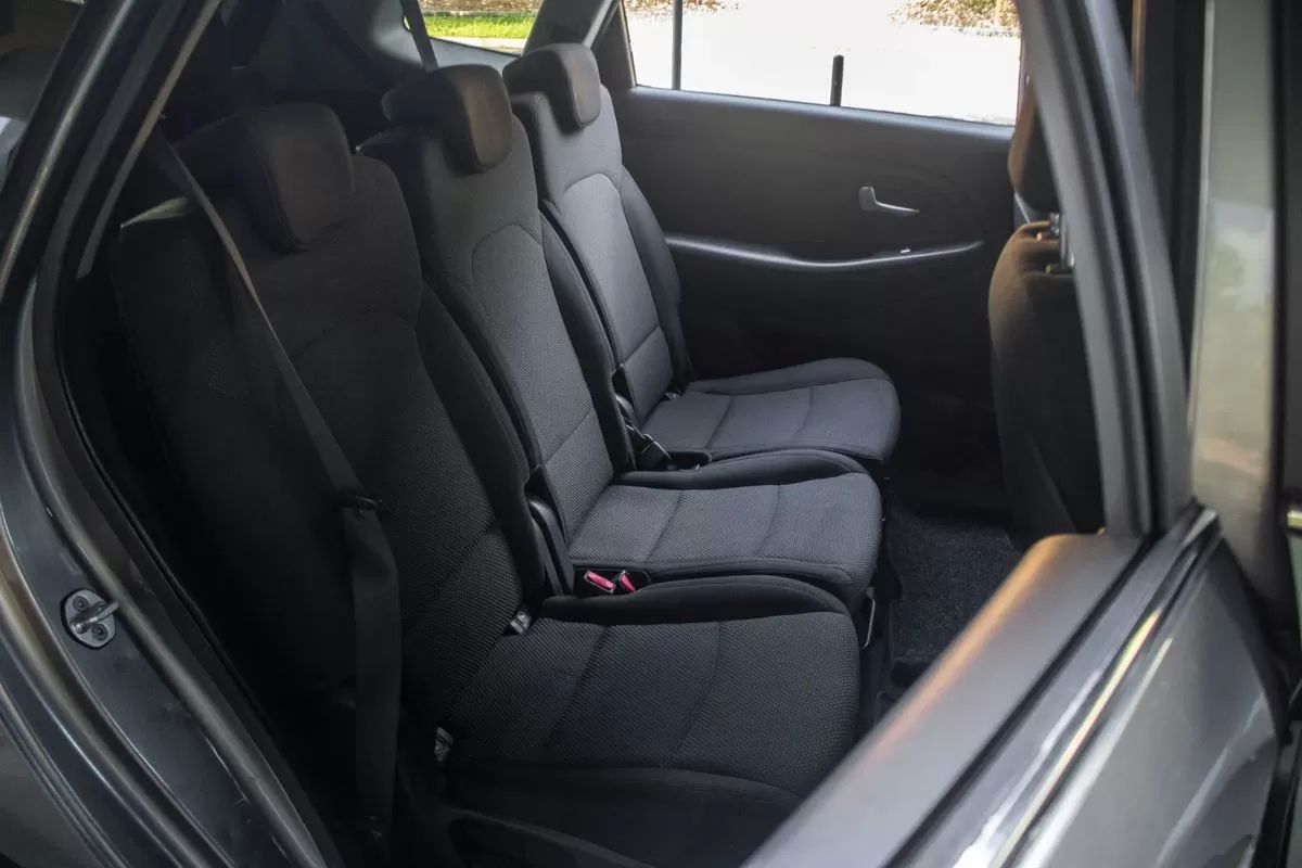kia-carens-2015-diesel-1685cc
