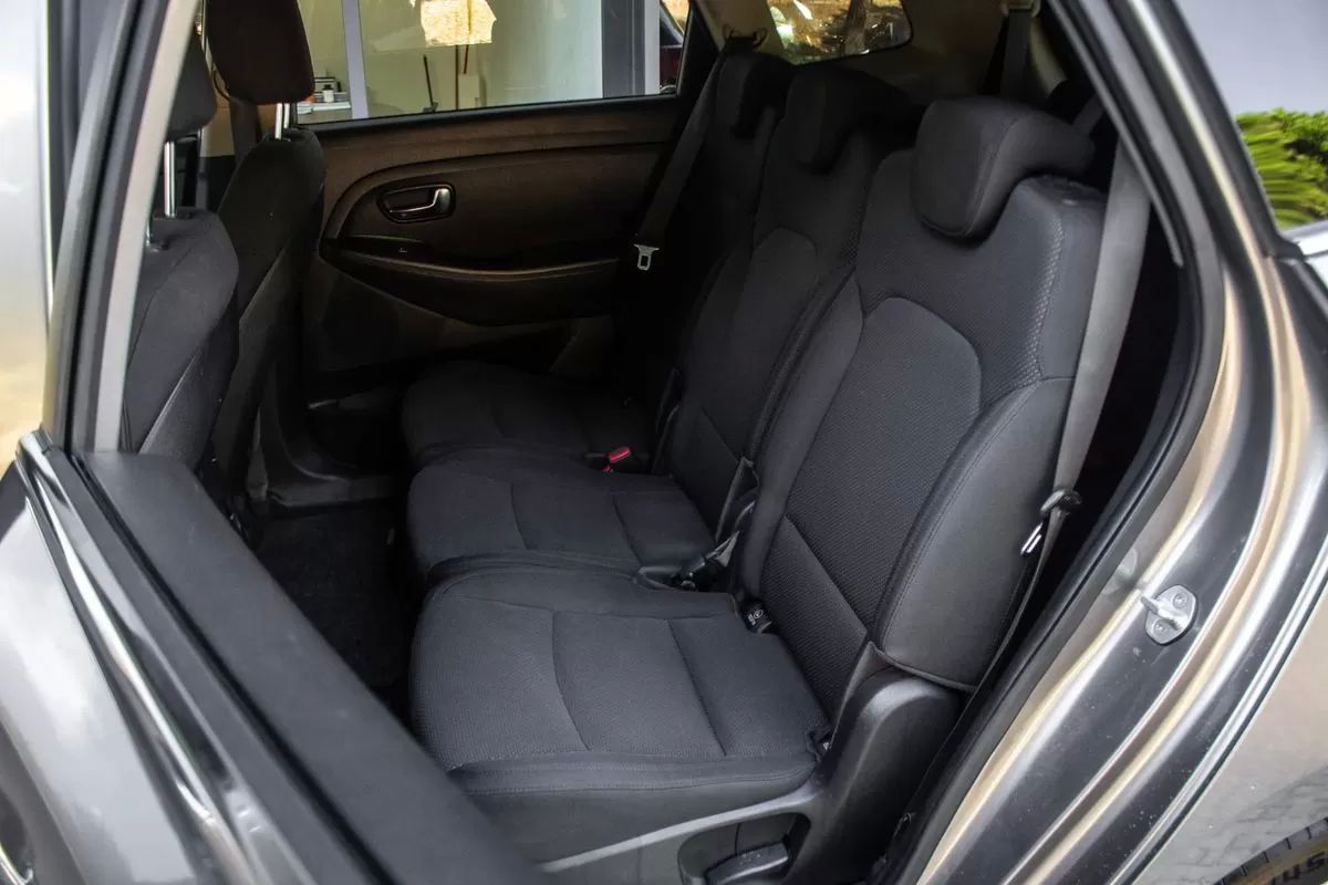 kia-carens-2015-diesel-1685cc