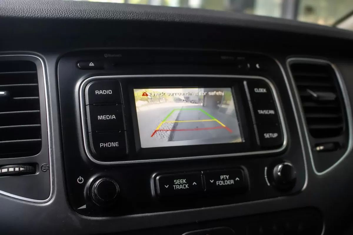 kia-carens-2015-diesel-1685cc