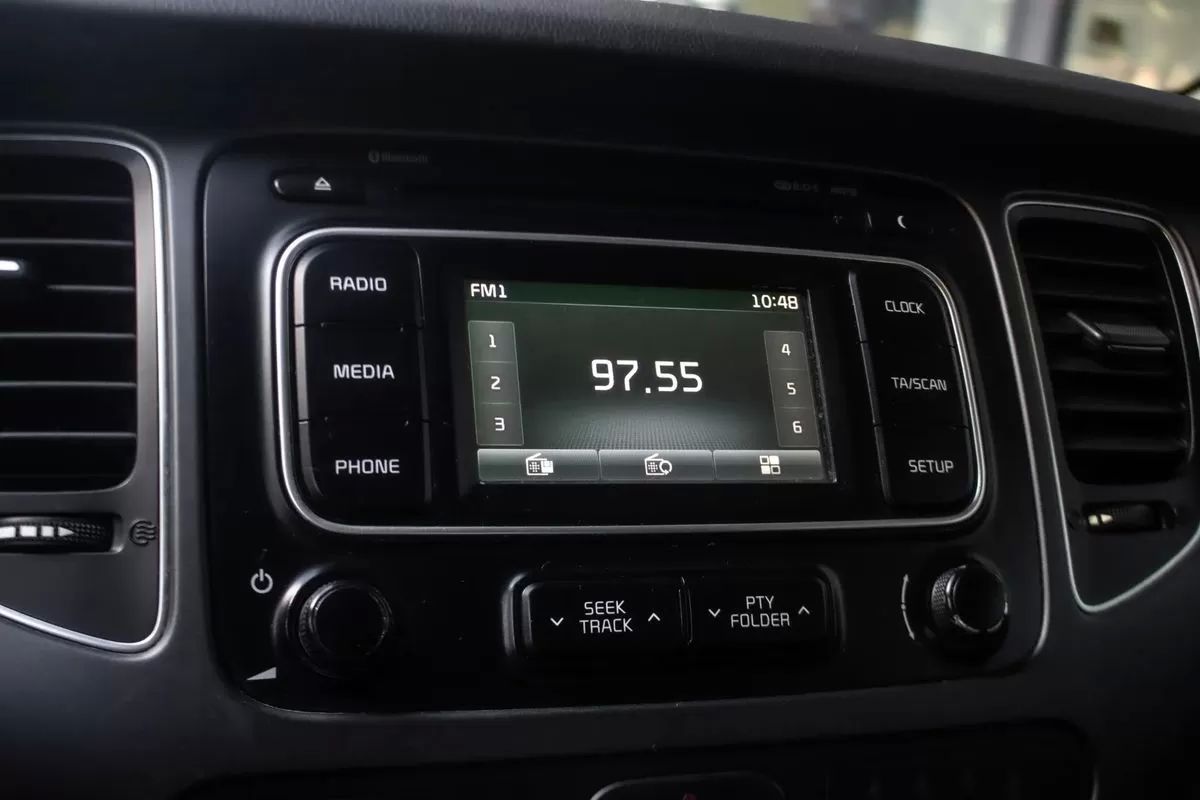 kia-carens-2015-diesel-1685cc