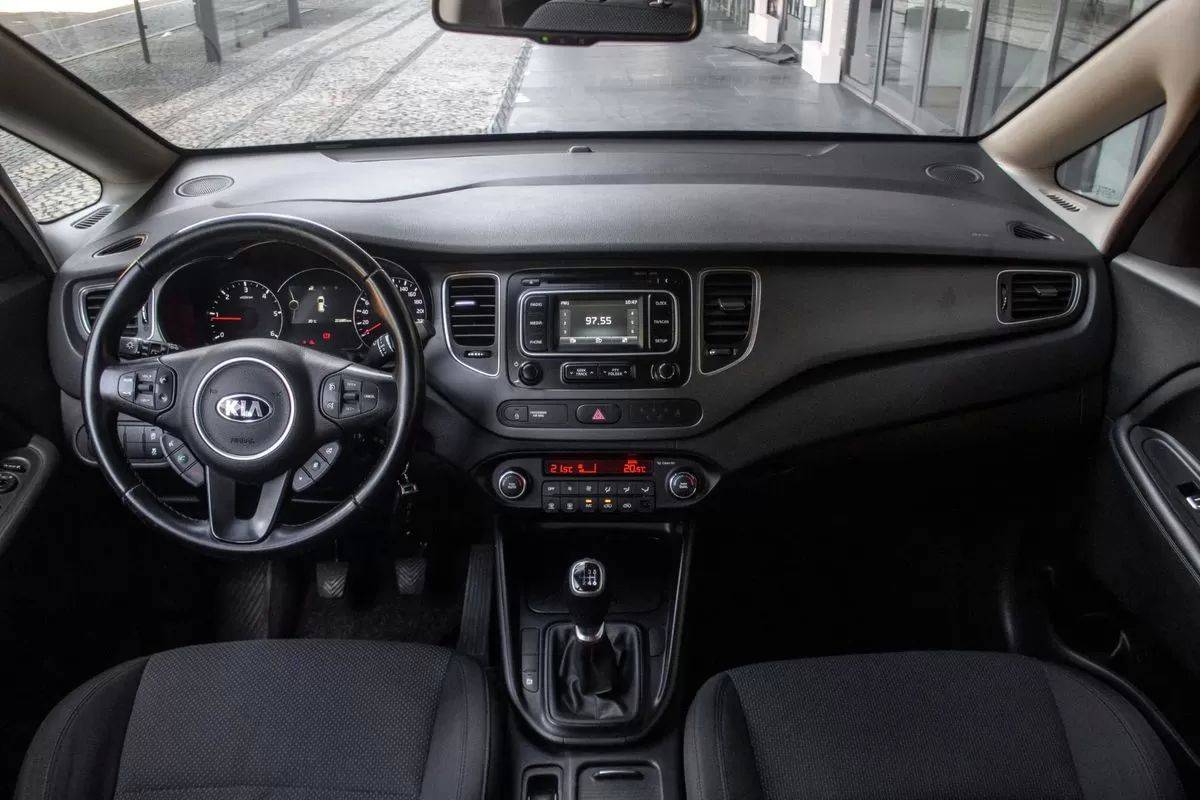 kia-carens-2015-diesel-1685cc