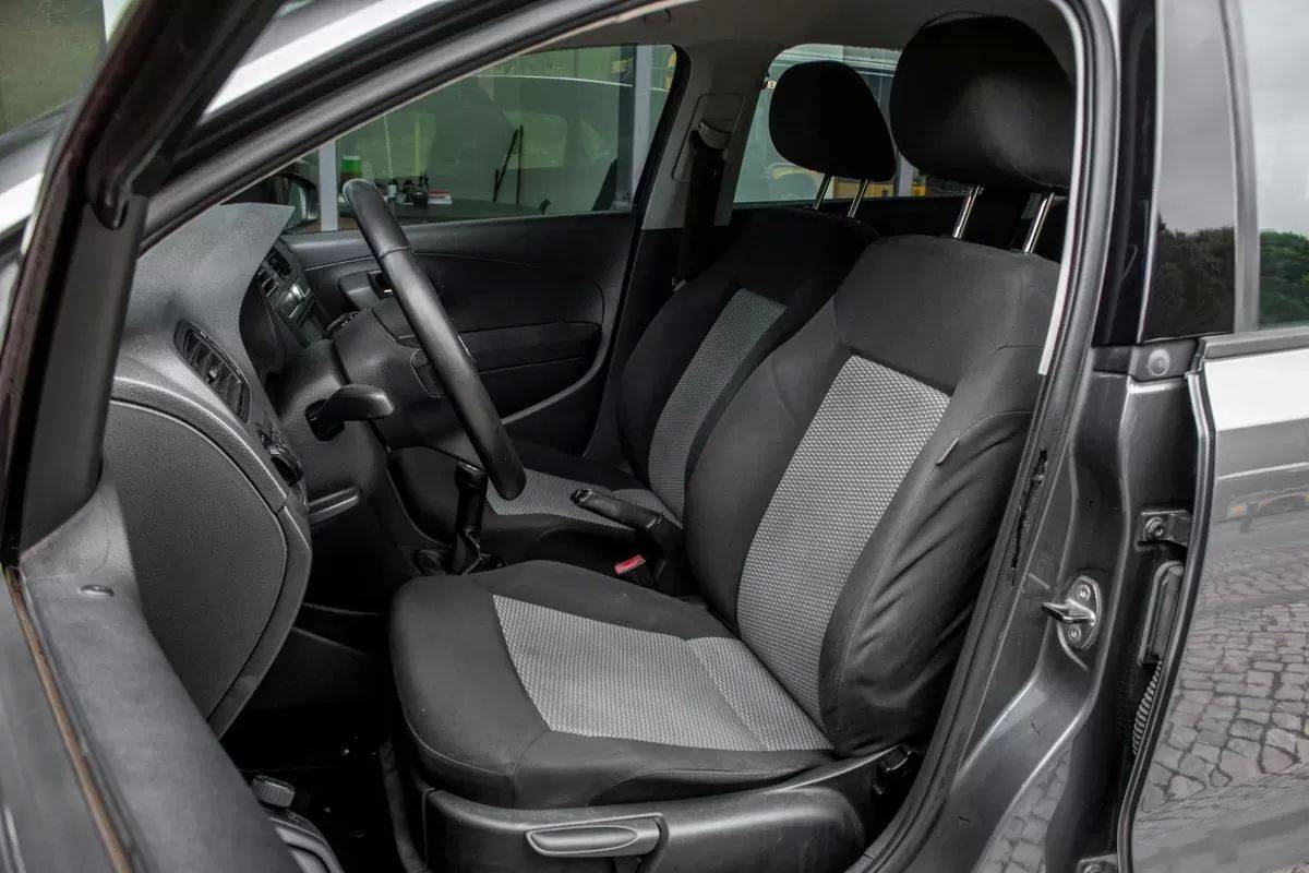 volkswagen-polo-2011-gasolina-1198cc