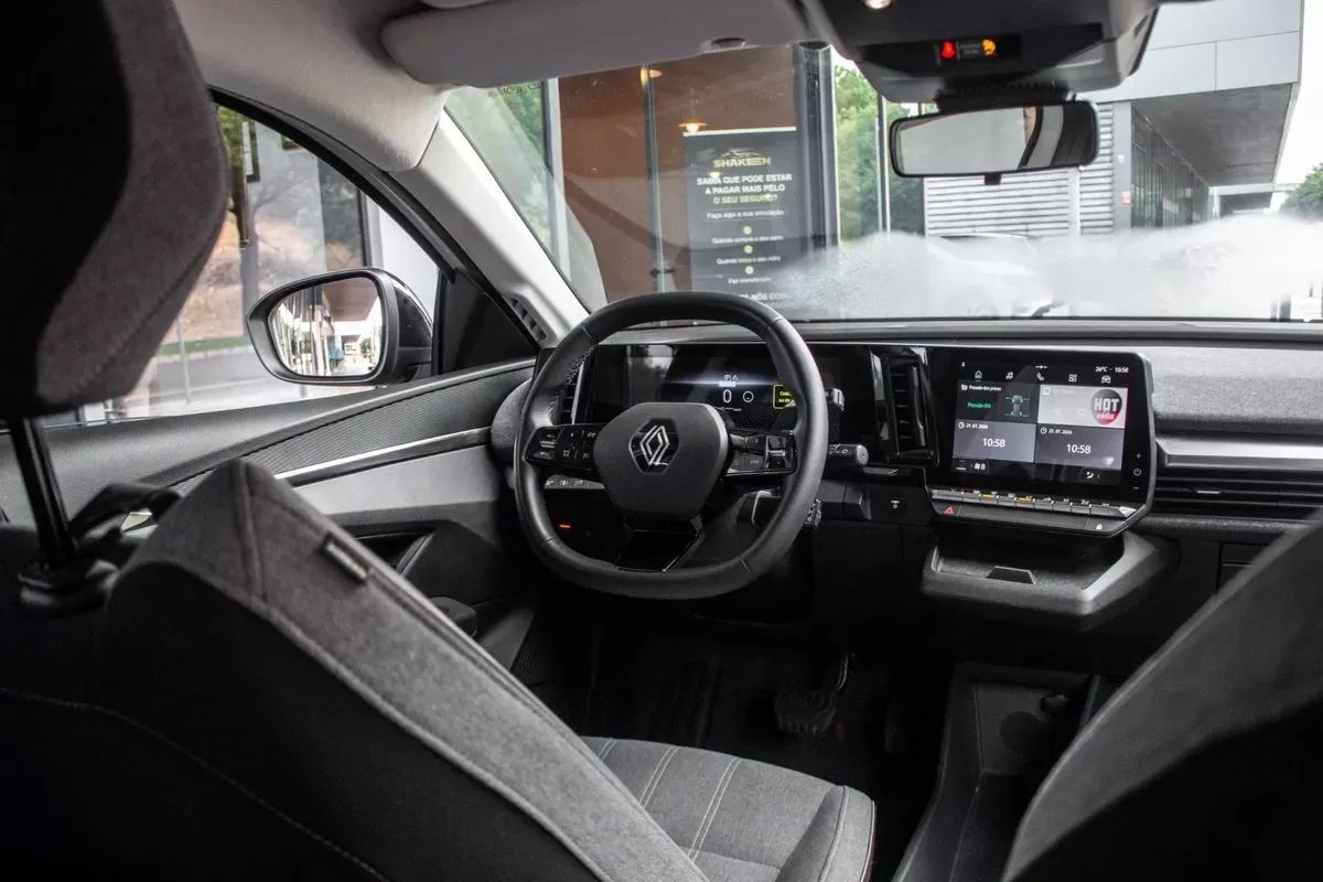 renault-megane-e-tech-2022-eletrico-0cc