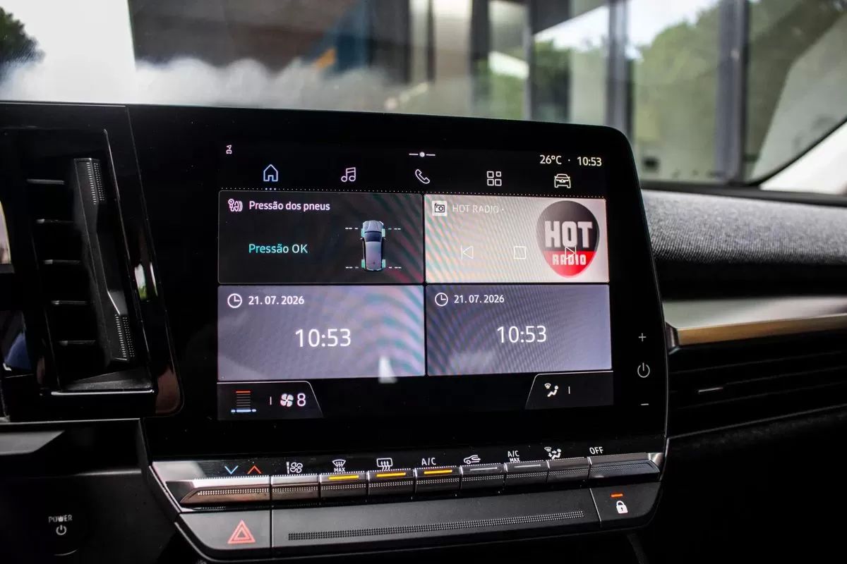 renault-megane-e-tech-2022-eletrico-0cc