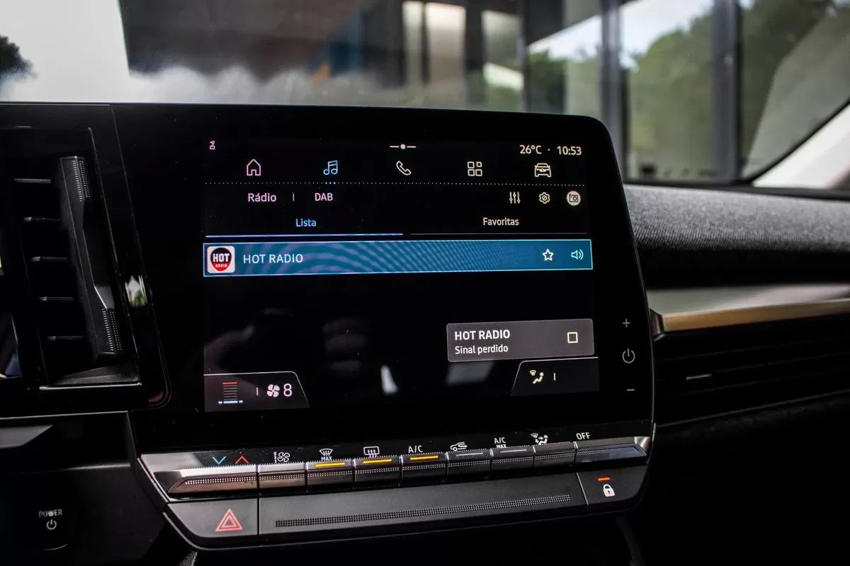 renault-megane-e-tech-2022-eletrico-0cc