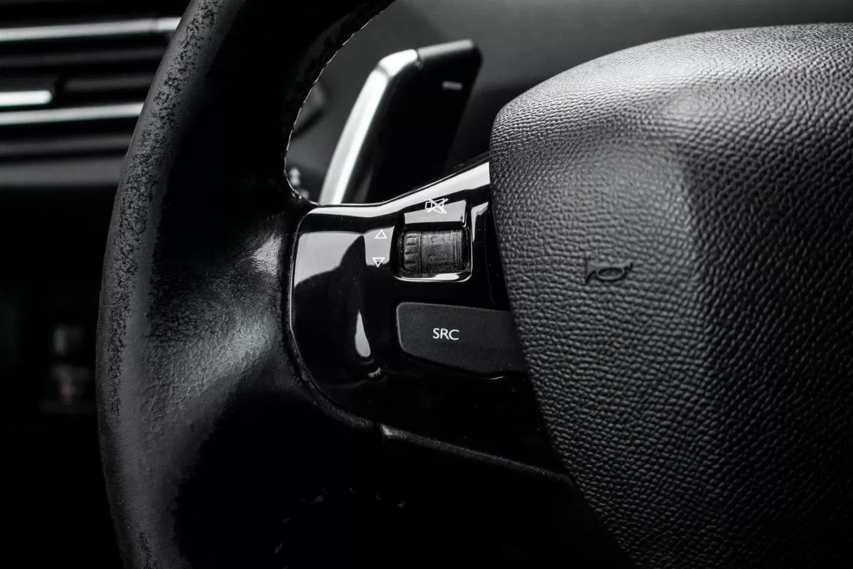 peugeot-308-sw-2019-diesel-1499cc