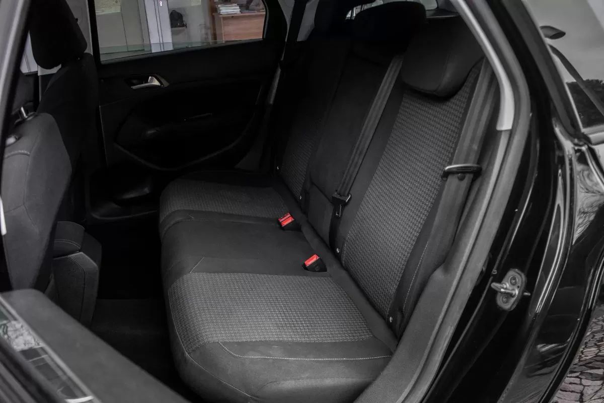 peugeot-308-sw-2019-diesel-1499cc