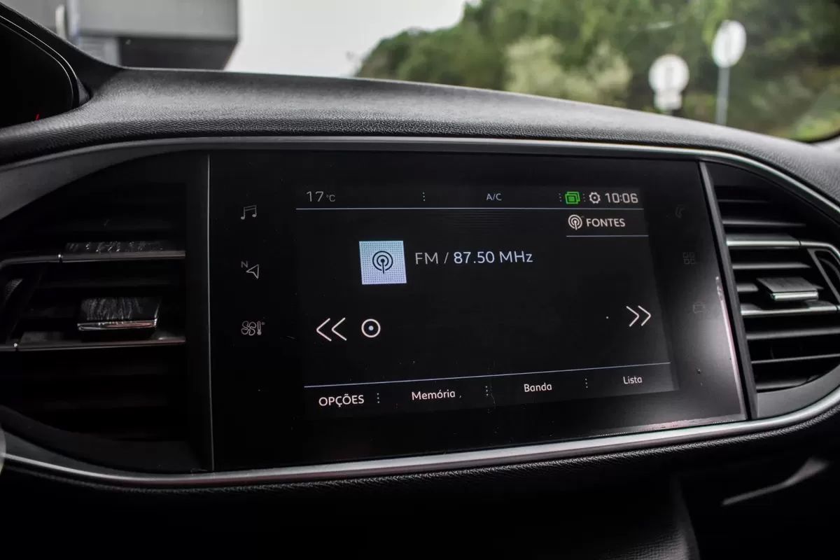 peugeot-308-sw-2019-diesel-1499cc