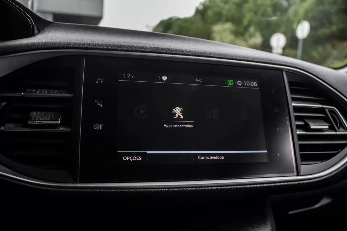 peugeot-308-sw-2019-diesel-1499cc