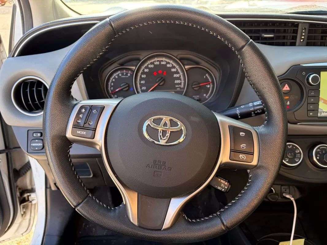 toyota-yaris-2014-gasolina-1329cc