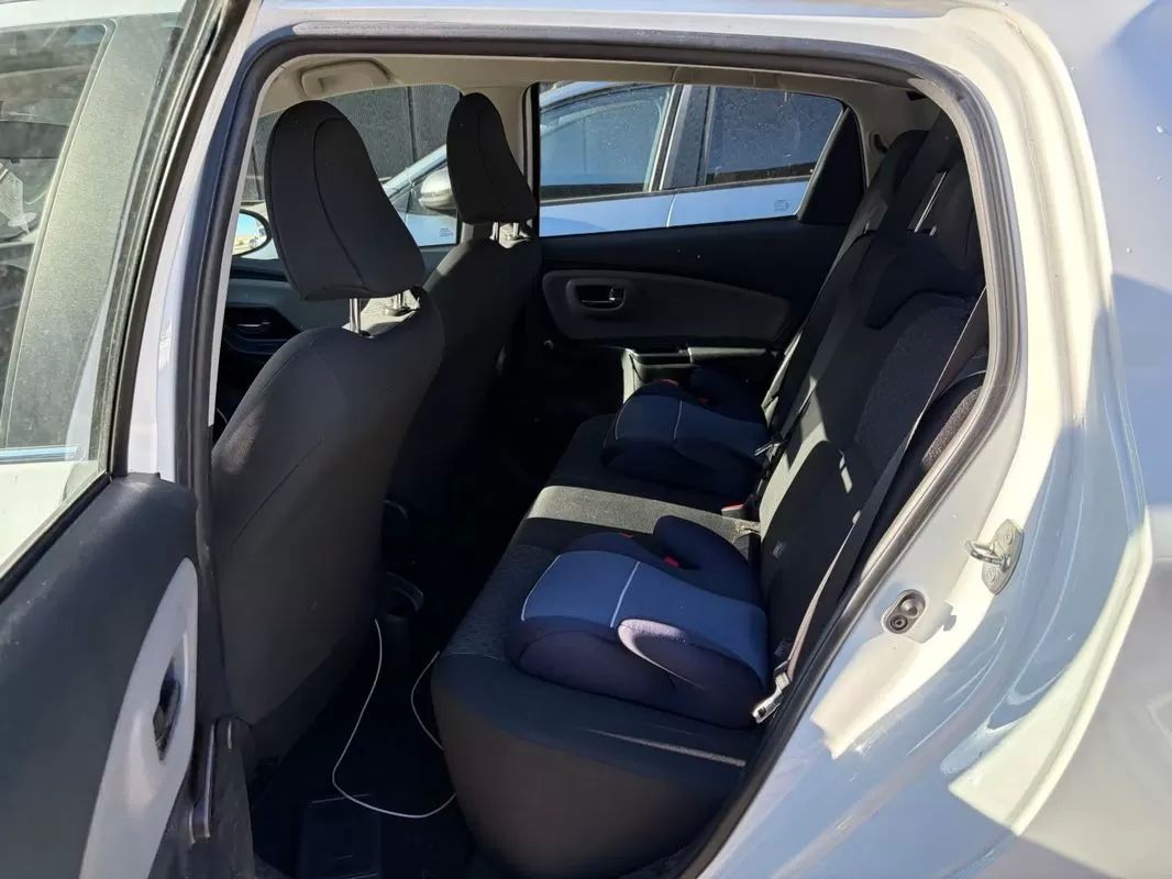 toyota-yaris-2014-gasolina-1329cc