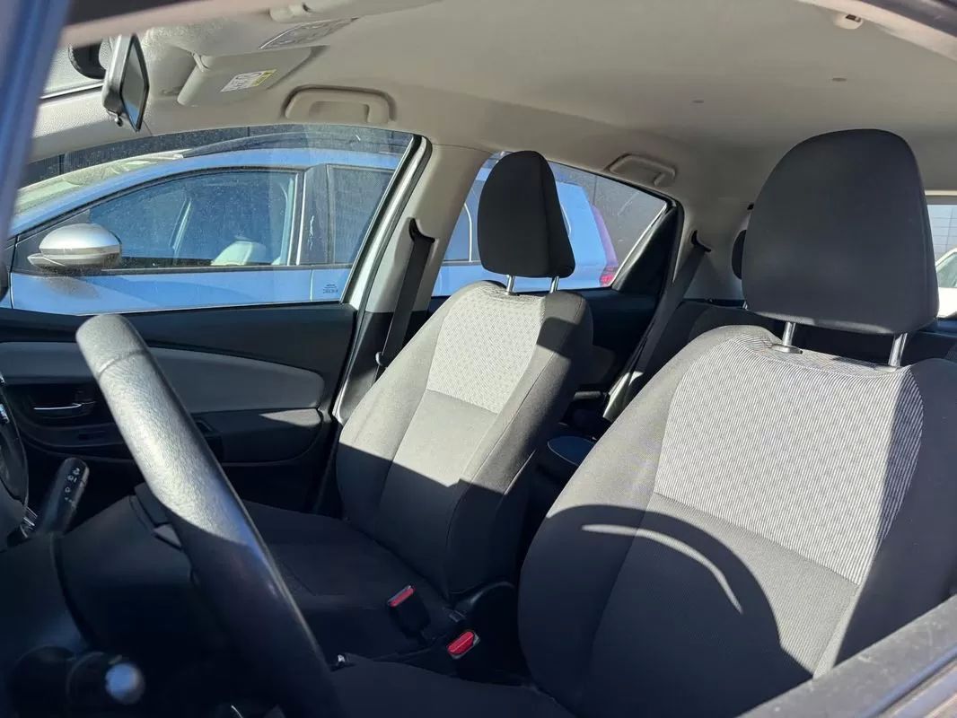toyota-yaris-2014-gasolina-1329cc