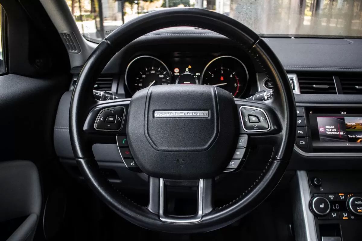 land-rover-range-rover-evoque-2017-diesel-1999cc
